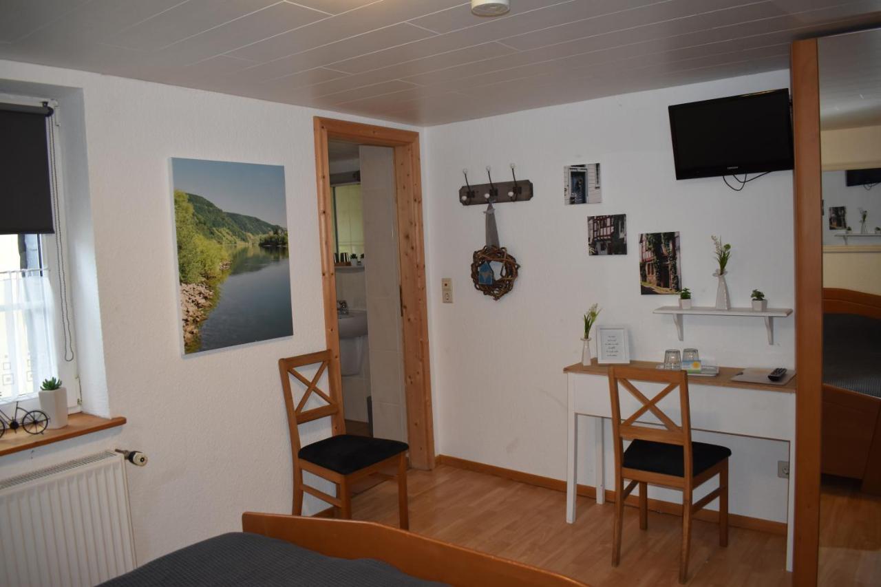 Landgasthof Zur Sonne Enkirch Exterior foto