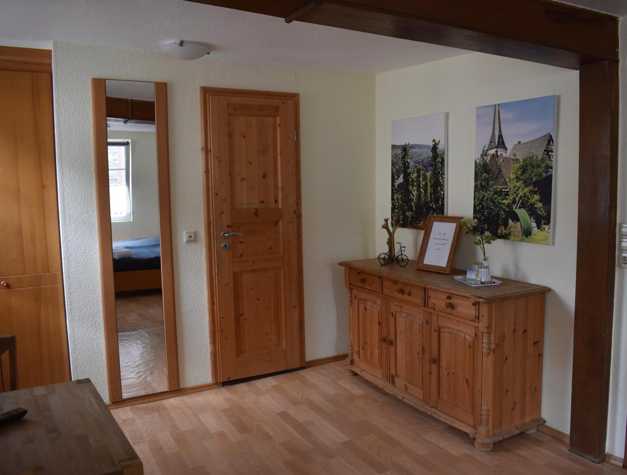 Landgasthof Zur Sonne Enkirch Quarto foto